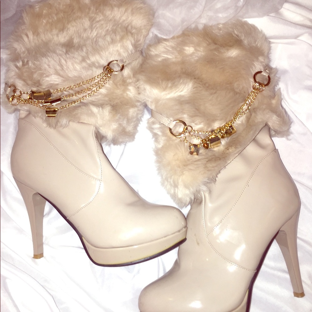 Faux fur heel boots
